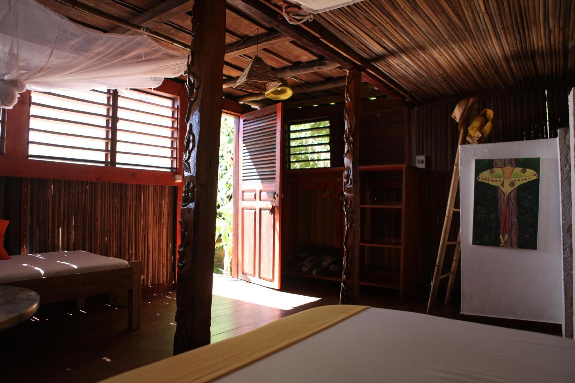 Floraly Komba Hotel - Nosy Komba Exterior photo